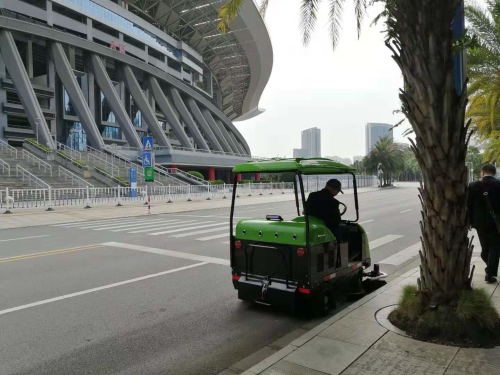 南寧電動掃地車